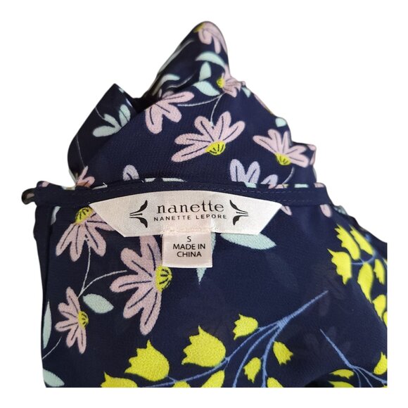 Nanette Lepore Spring Bloom Bell Sleeve Floral Chiffon V-neck Blouse Women's S - Picture 9 of 9